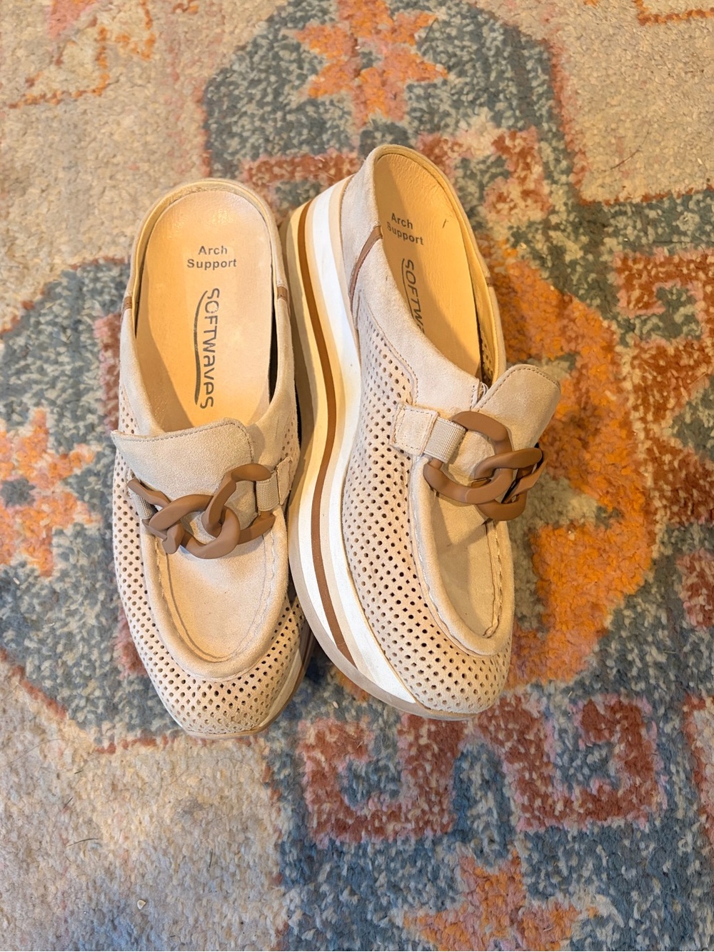 Softwaves Carlisa Loafers Women’s US 8 EU 38.5 Beige Comfort Platform Shoes
